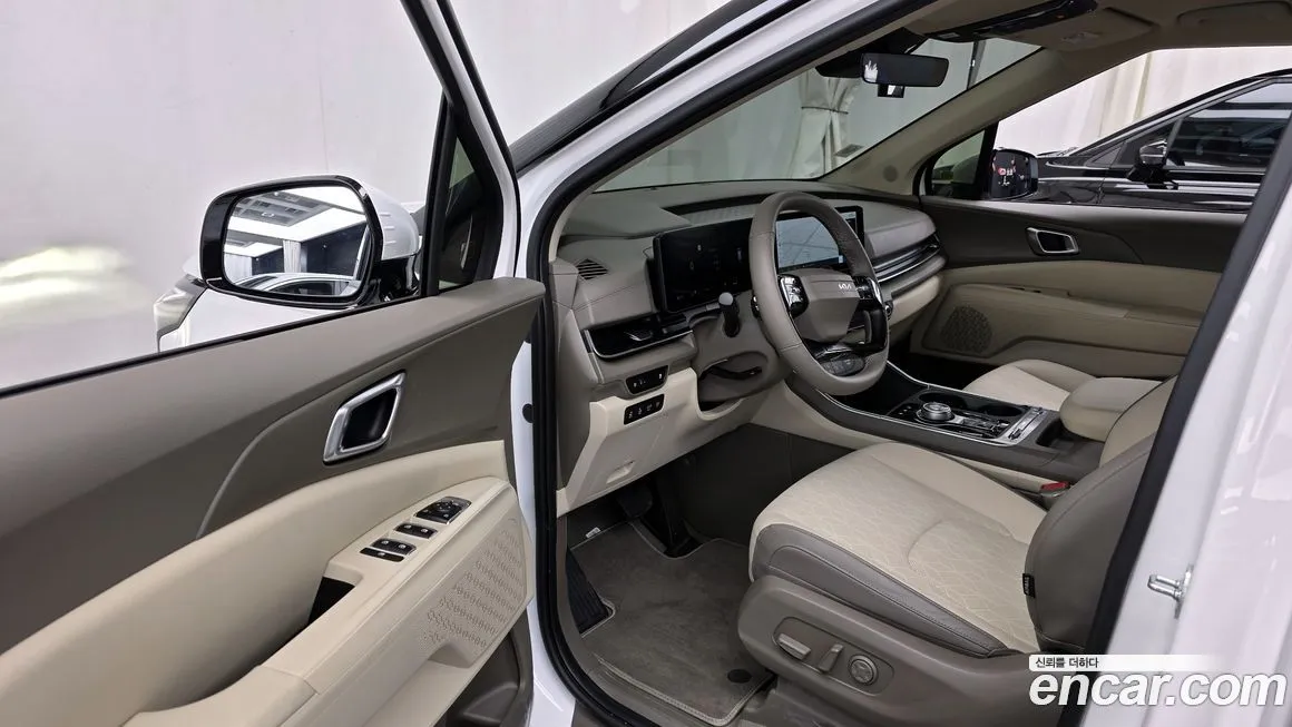 Kia Carnival — фото 6