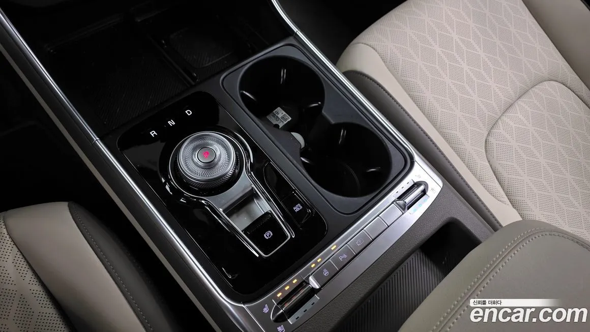 Kia Carnival — фото 10