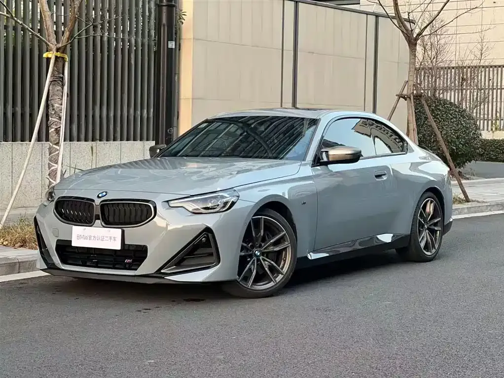 BMW M240i — фото 1