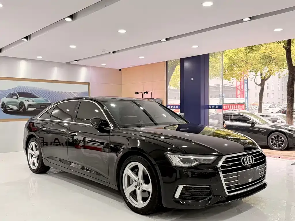 Audi A6L — фото 6
