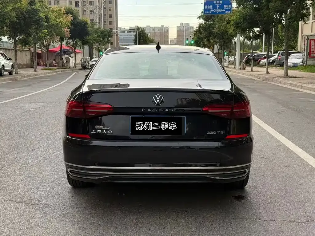 Volkswagen Passat — фото 7