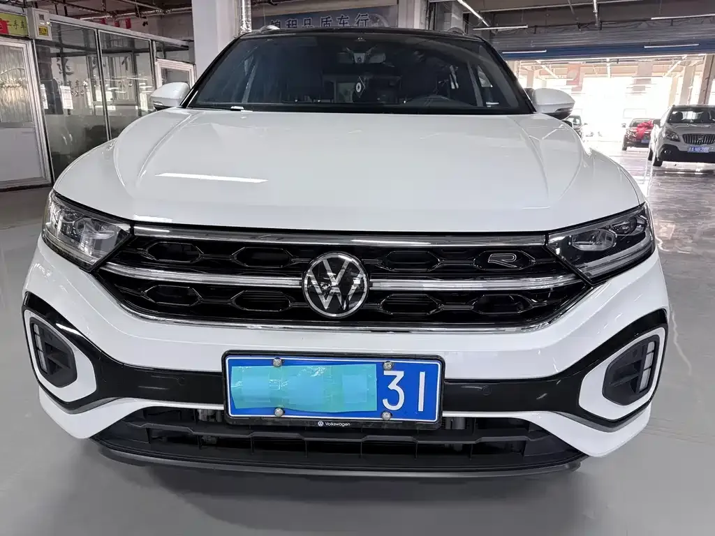 Volkswagen T-Roc — фото 2