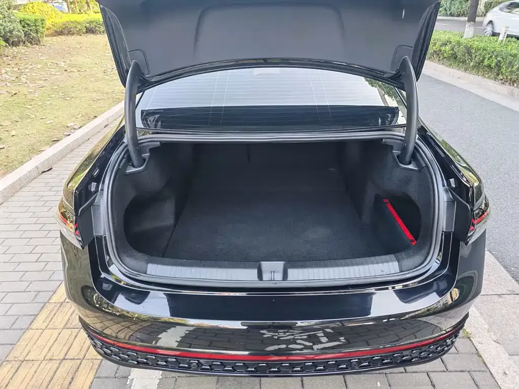 Volkswagen Passat — фото 5