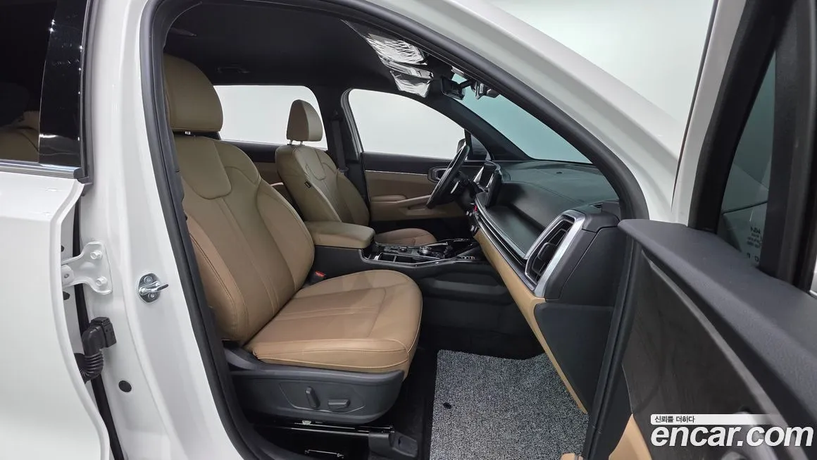 Kia Sorento — фото 10