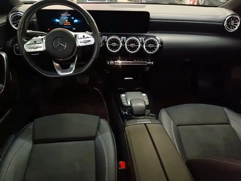 Mercedes-Benz A-Class — фото 10