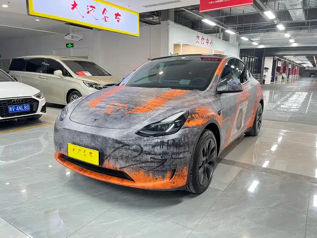 Tesla Model Y — фото 6