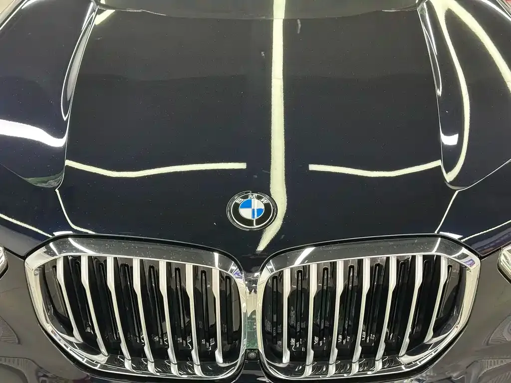 BMW X5 — фото 10