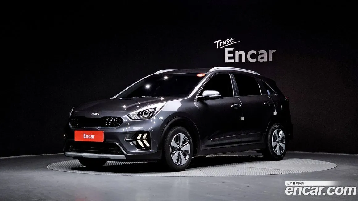 Kia Niro — фото 1