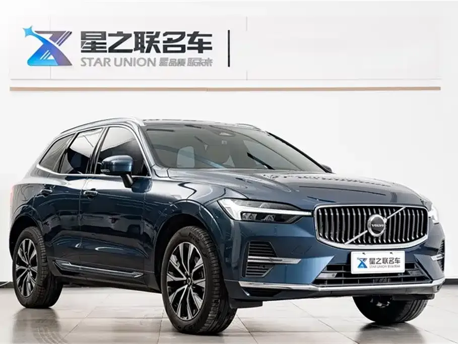 Volvo XC60 — фото 7