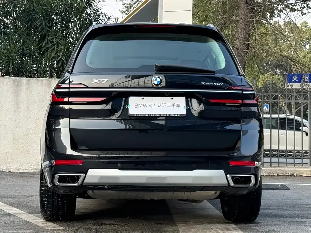 BMW X7 — фото 3