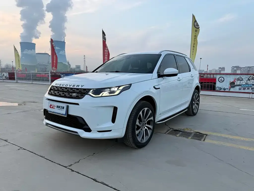 Land Rover Discovery Sport — фото 1