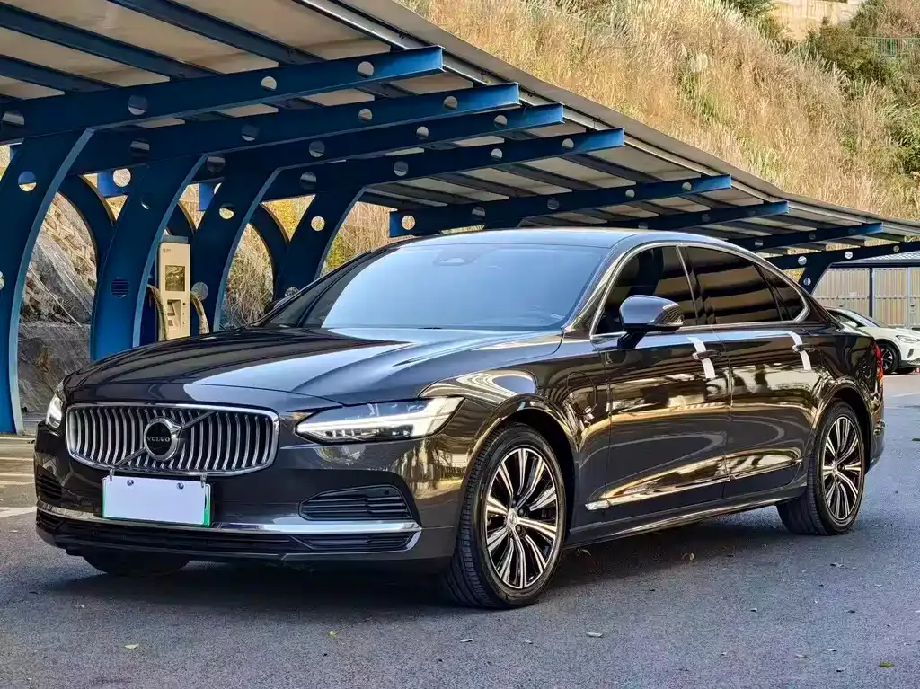 Volvo S90 PHEV — фото 1