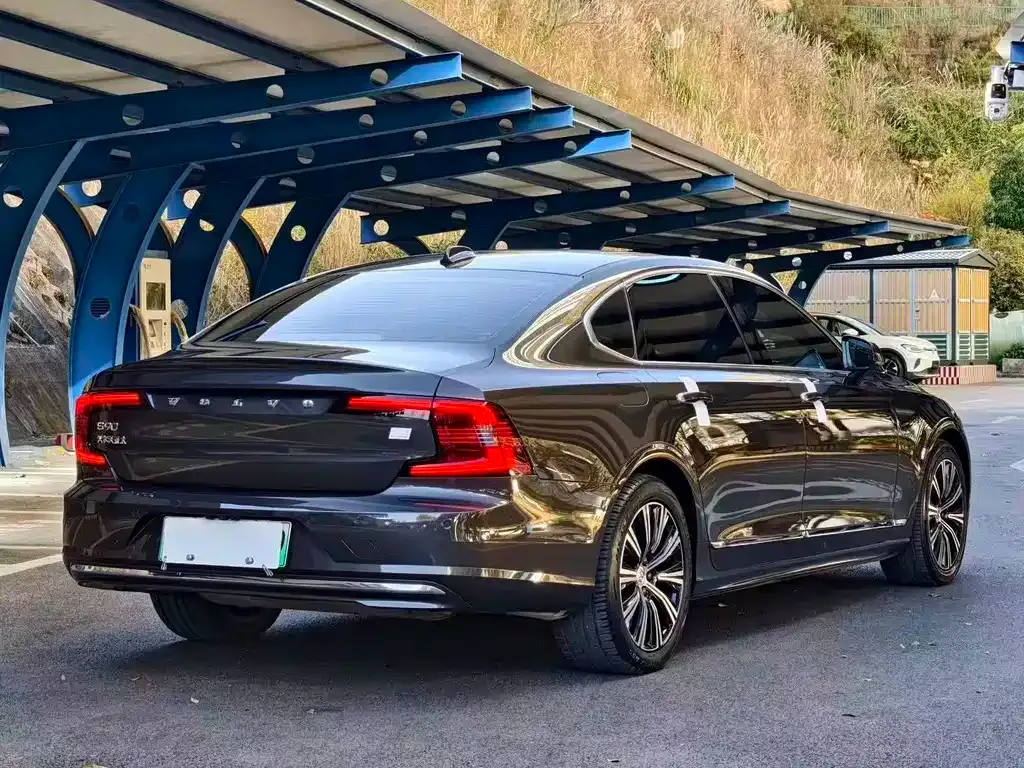Volvo S90 PHEV — фото 6