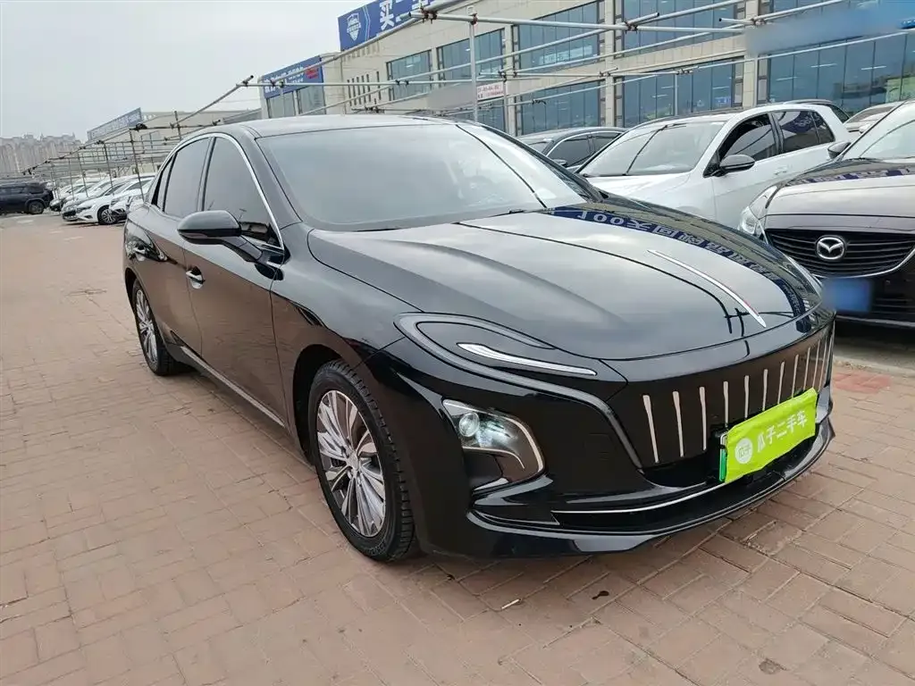 Hongqi E-QM5 — фото 10