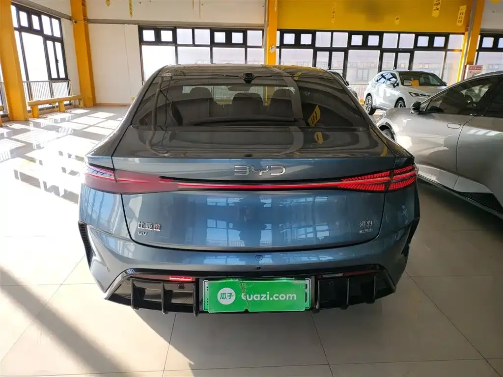 BYD Seal — фото 9