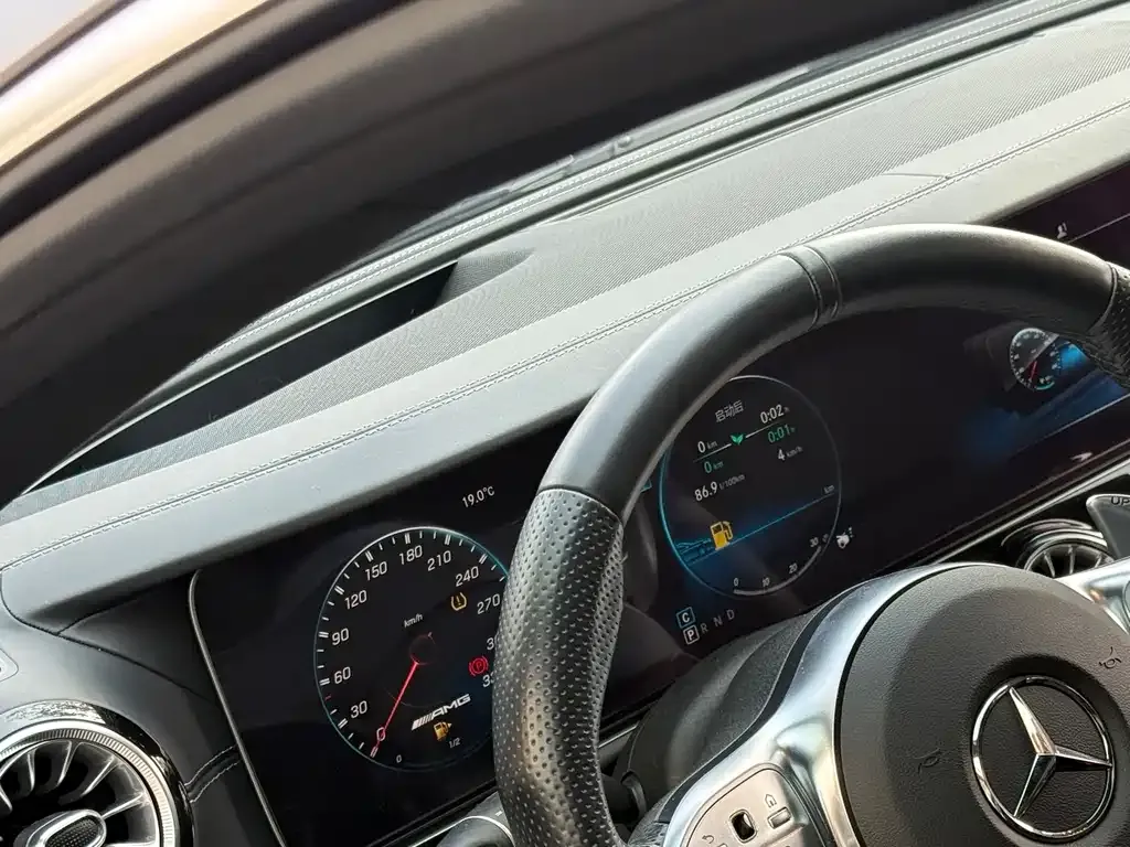 Mercedes-Benz AMG GT — фото 4