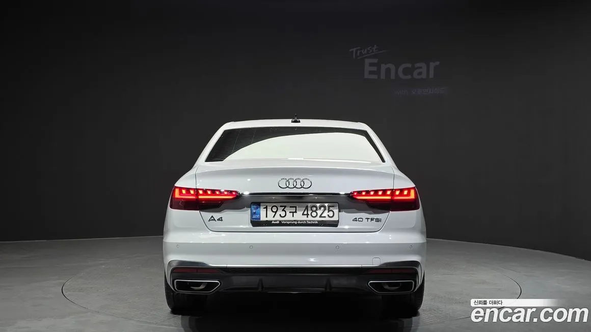 Audi A4 — фото 3