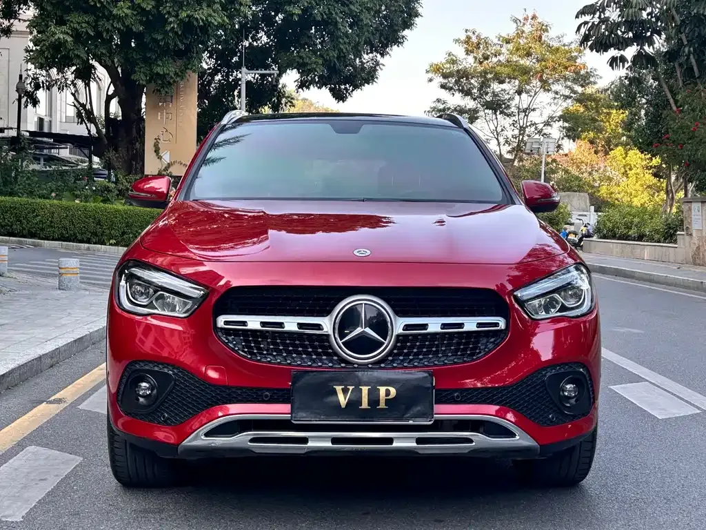 Mercedes-Benz GLA — фото 8
