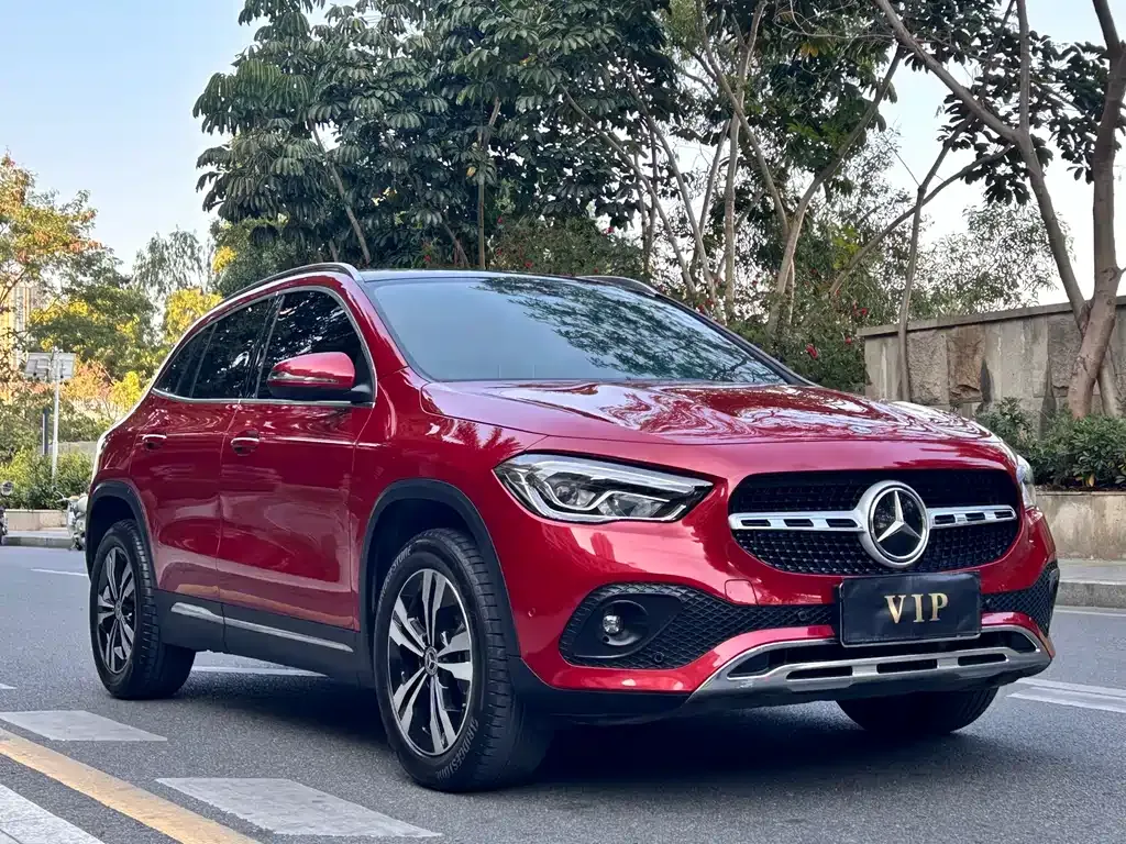 Mercedes-Benz GLA — фото 7