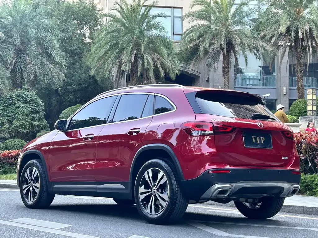 Mercedes-Benz GLA — фото 10