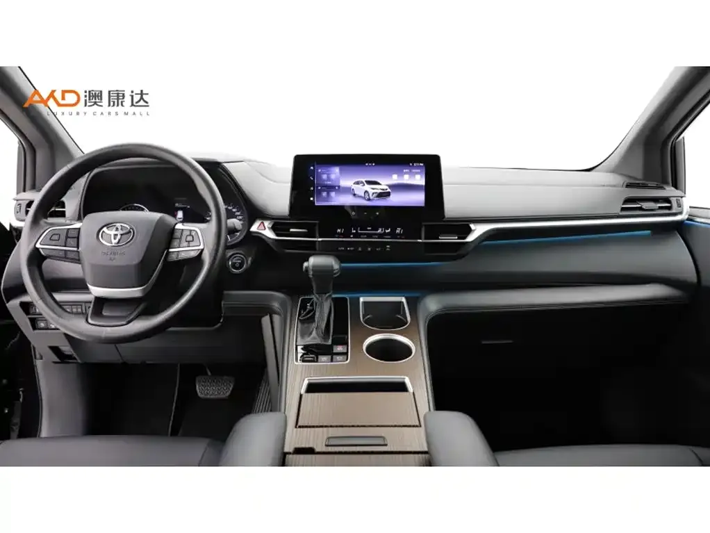 Toyota Granvia — фото 7