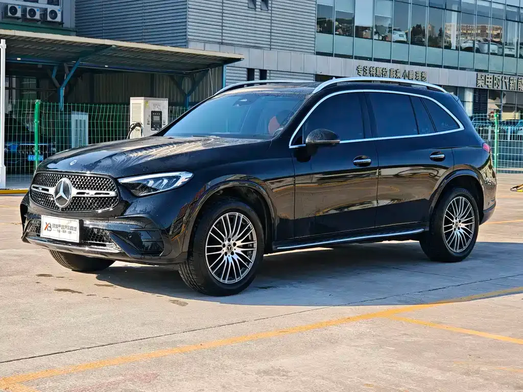 Mercedes-Benz GLC — фото 1