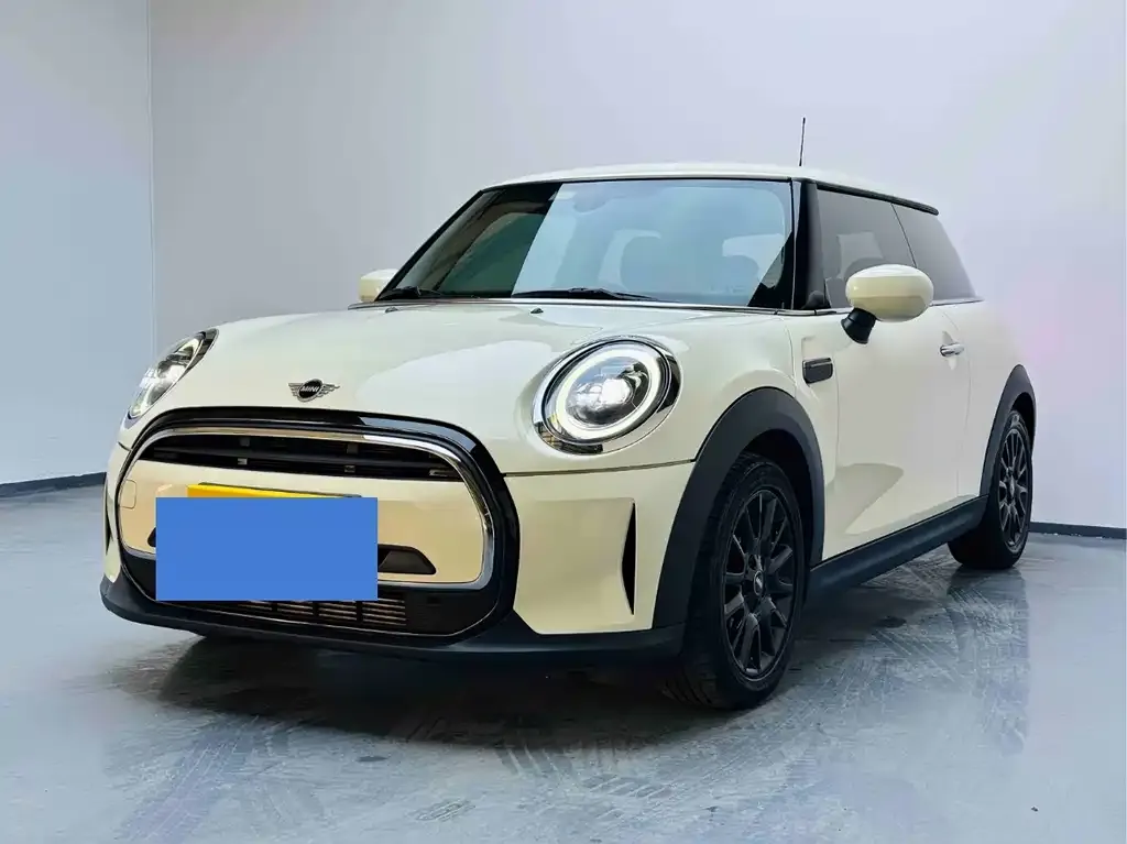 MINI Cooper (3-door) — фото 1