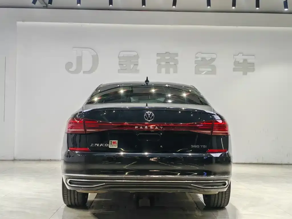Volkswagen Passat — фото 5