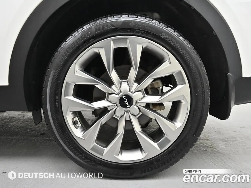 Kia Sorento — фото 5
