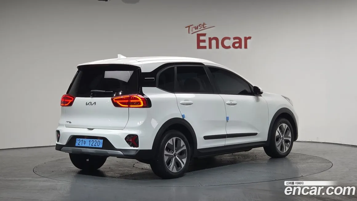 Kia Niro — фото 2
