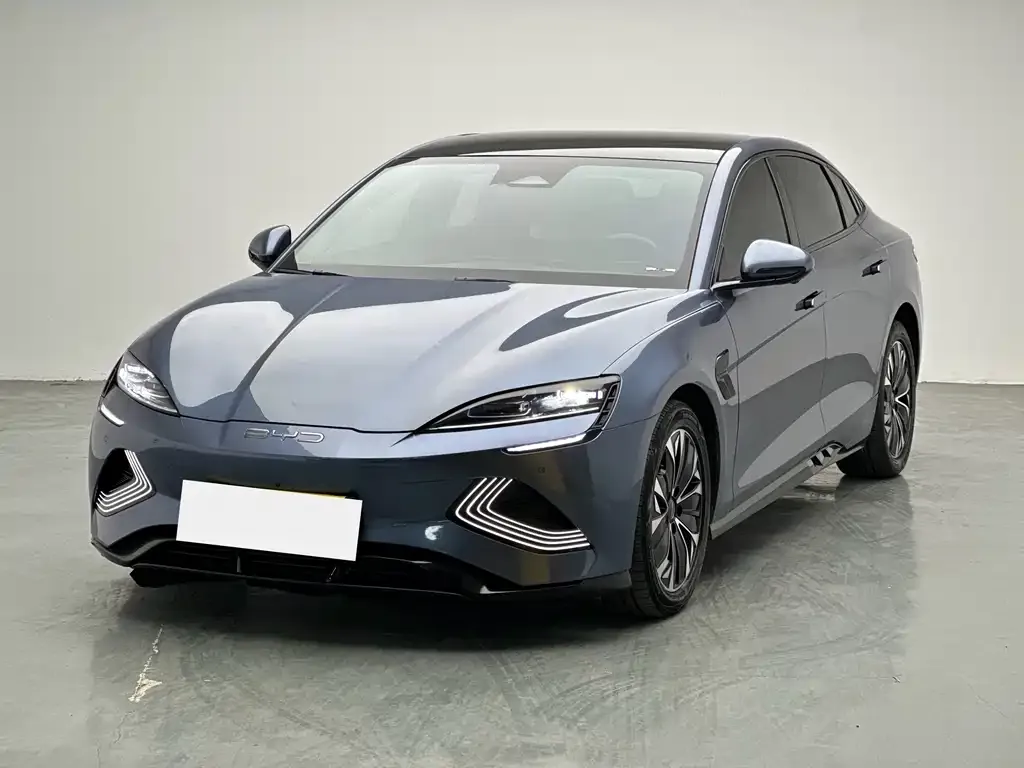 BYD Seal — фото 1