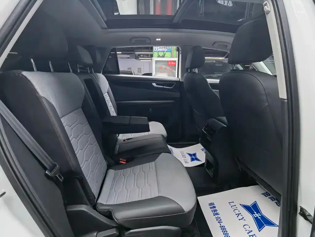 Volkswagen Teramont X — фото 9
