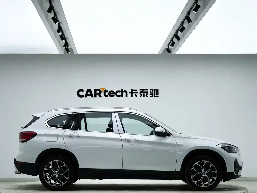 BMW X1 — фото 4