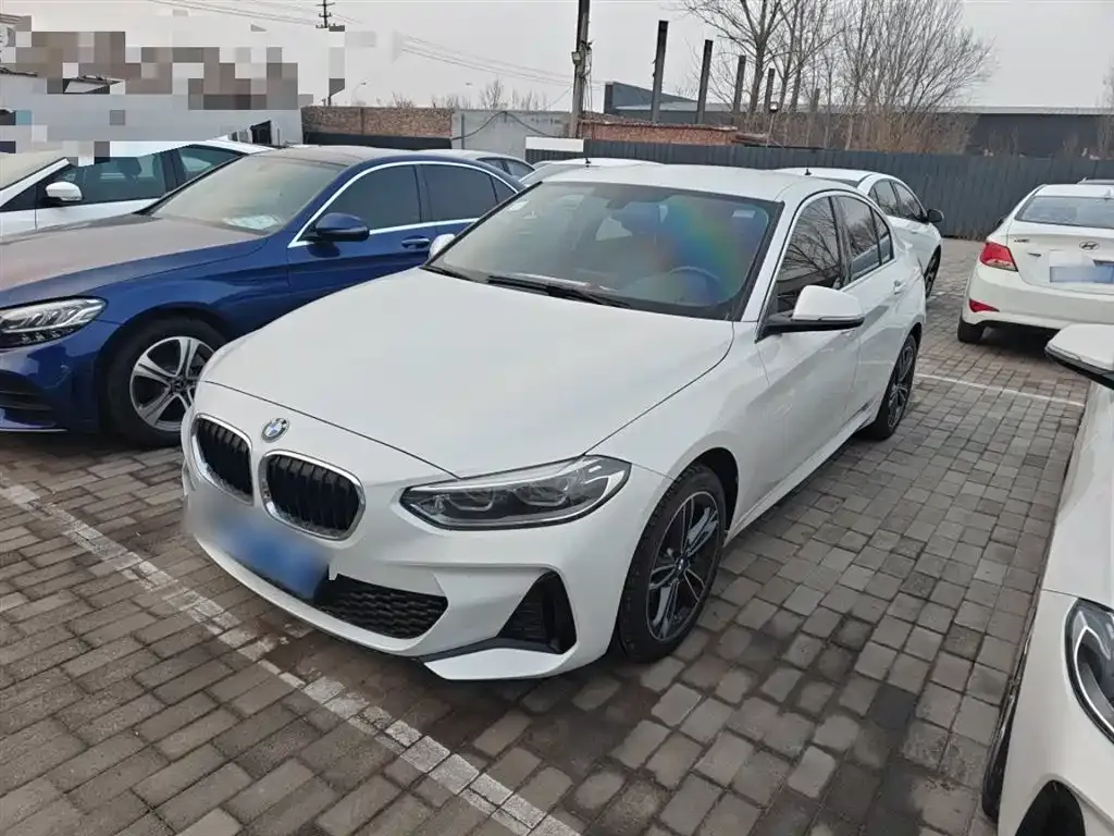 BMW 1 Series — фото 1