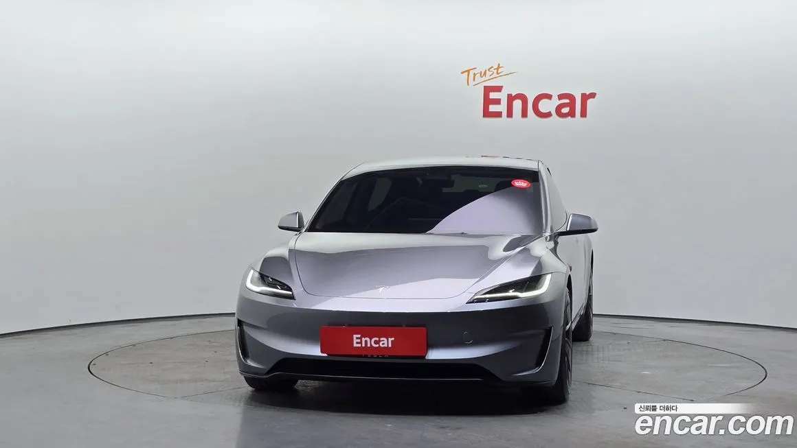 Tesla Model 3 — фото 5