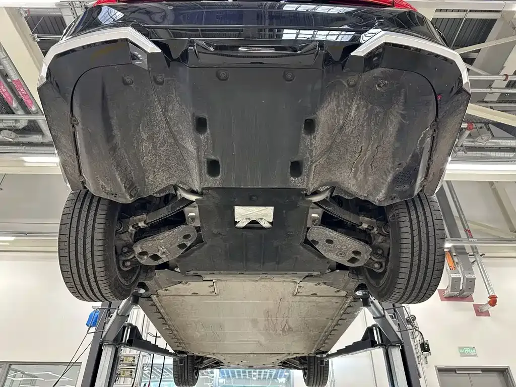 BMW i5 — фото 10