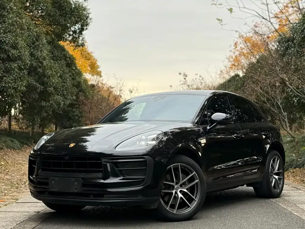 Porsche Macan — фото 1