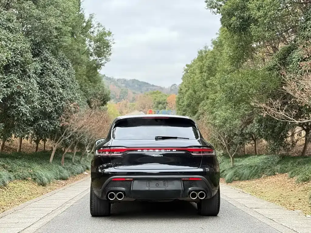 Porsche Macan — фото 10