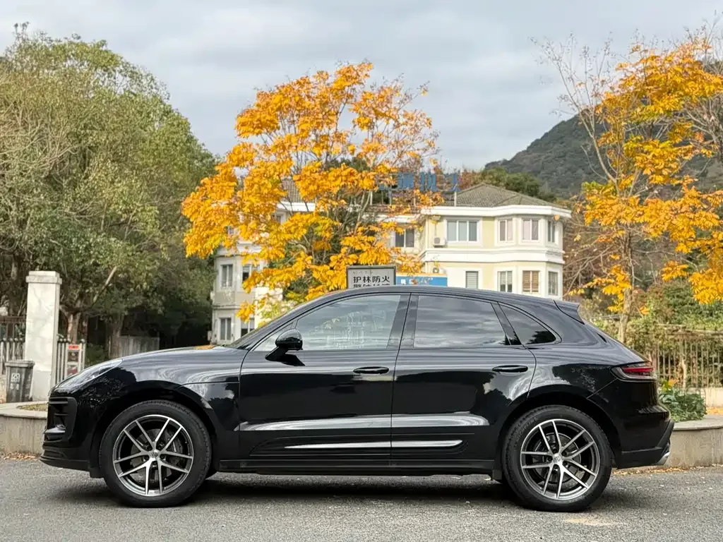 Porsche Macan — фото 6