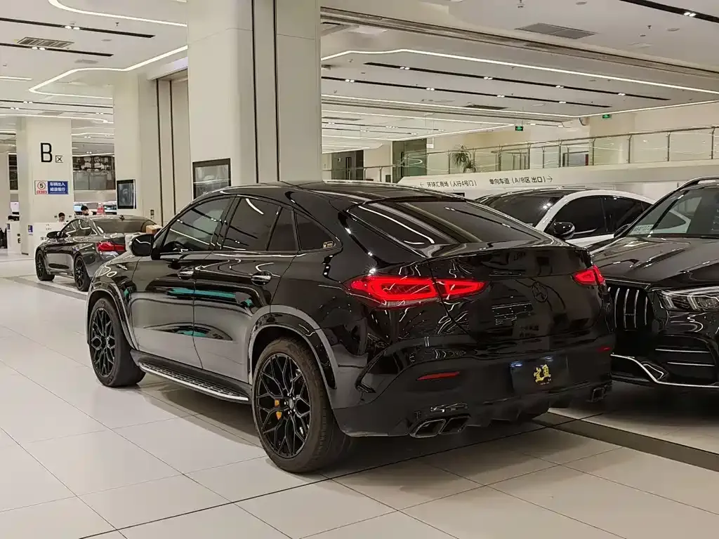 Mercedes-Benz GLE Coupe AMG — фото 8