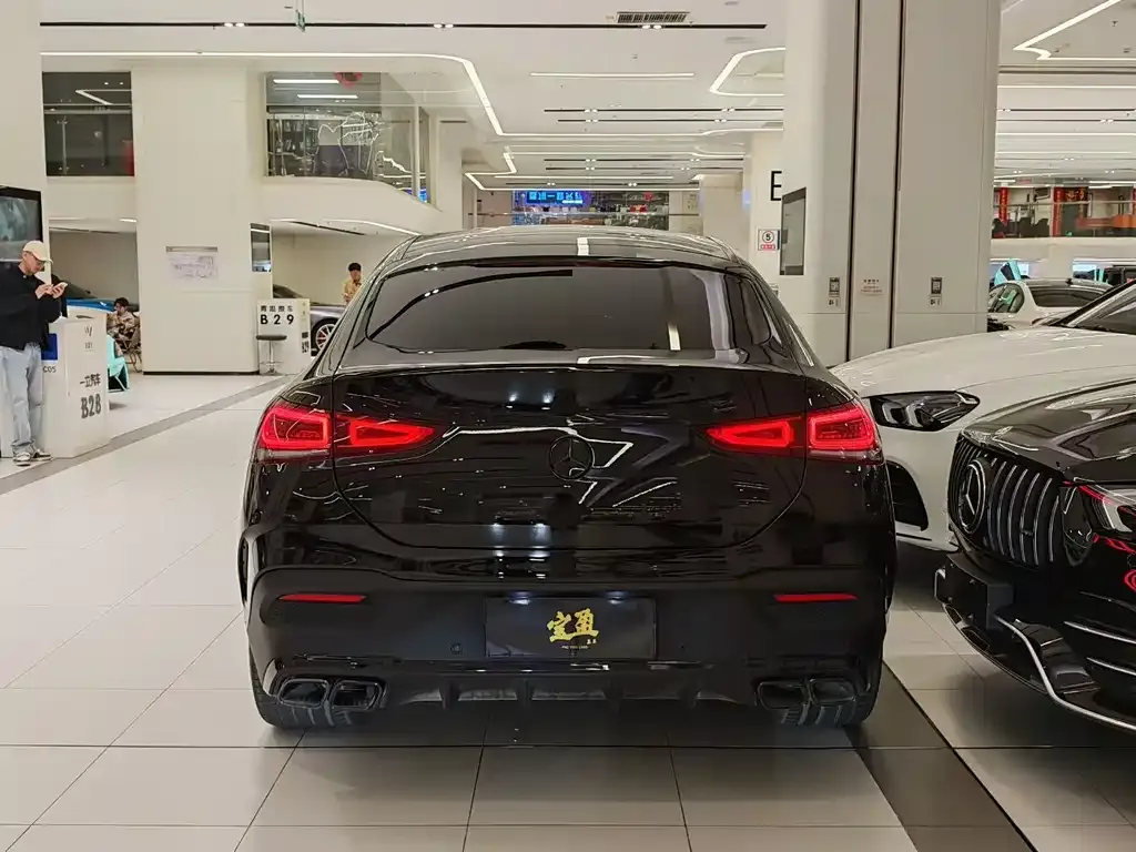 Mercedes-Benz GLE Coupe AMG — фото 9
