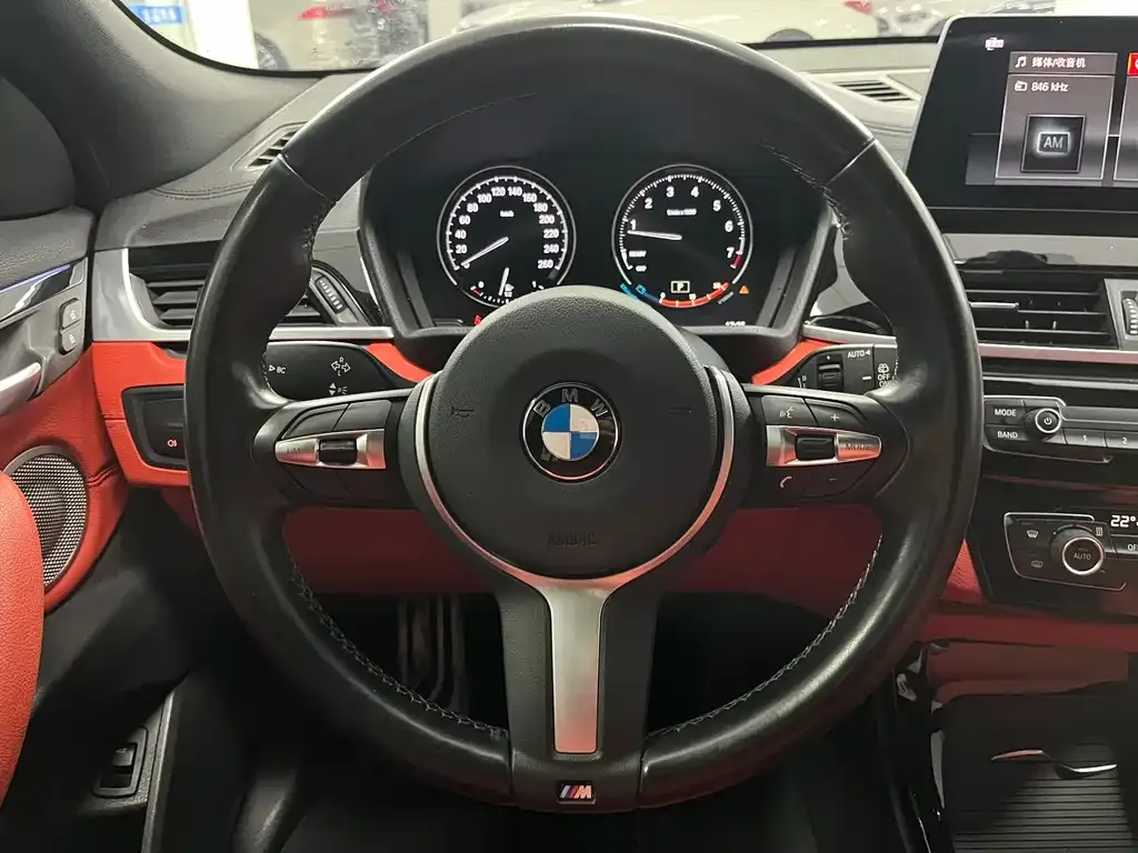 BMW X2 — фото 9
