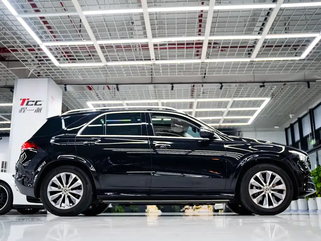 Mercedes-Benz GLE — фото 7