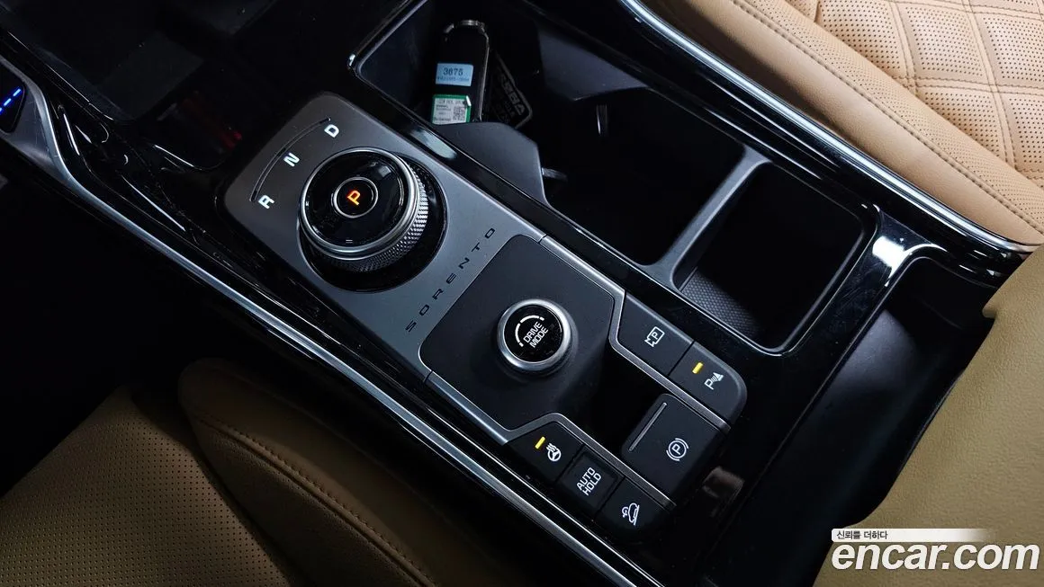 Kia Sorento — фото 10