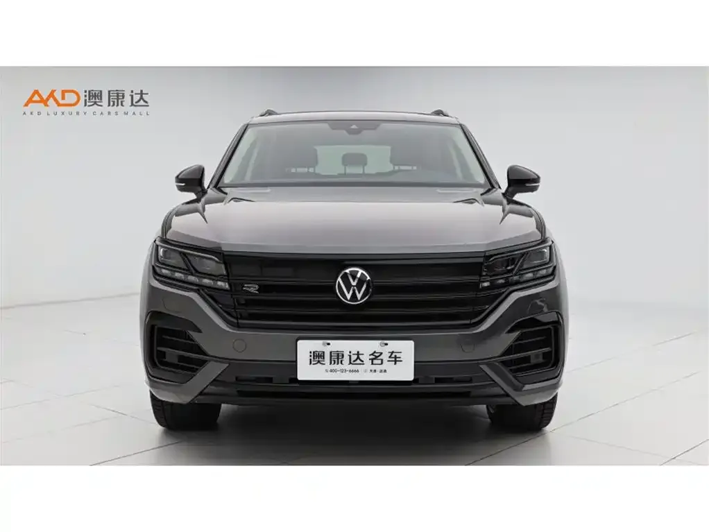 Volkswagen Touareg — фото 5