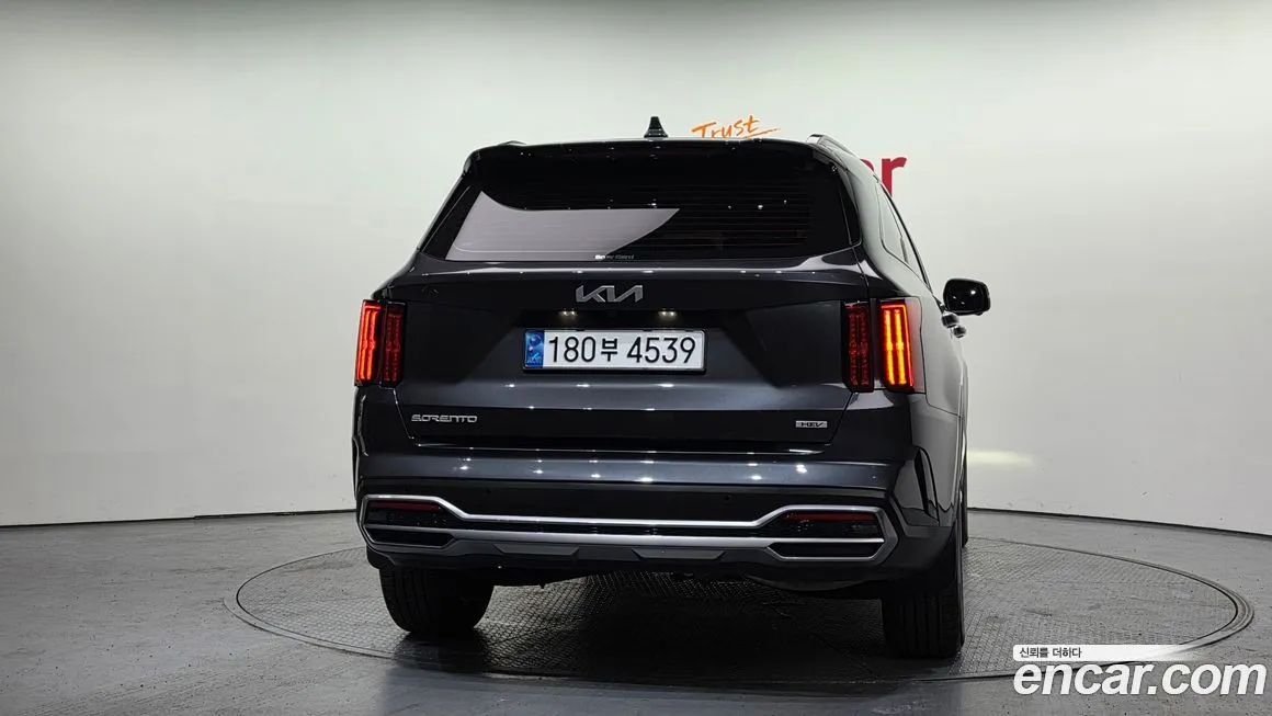 Kia Sorento — фото 4