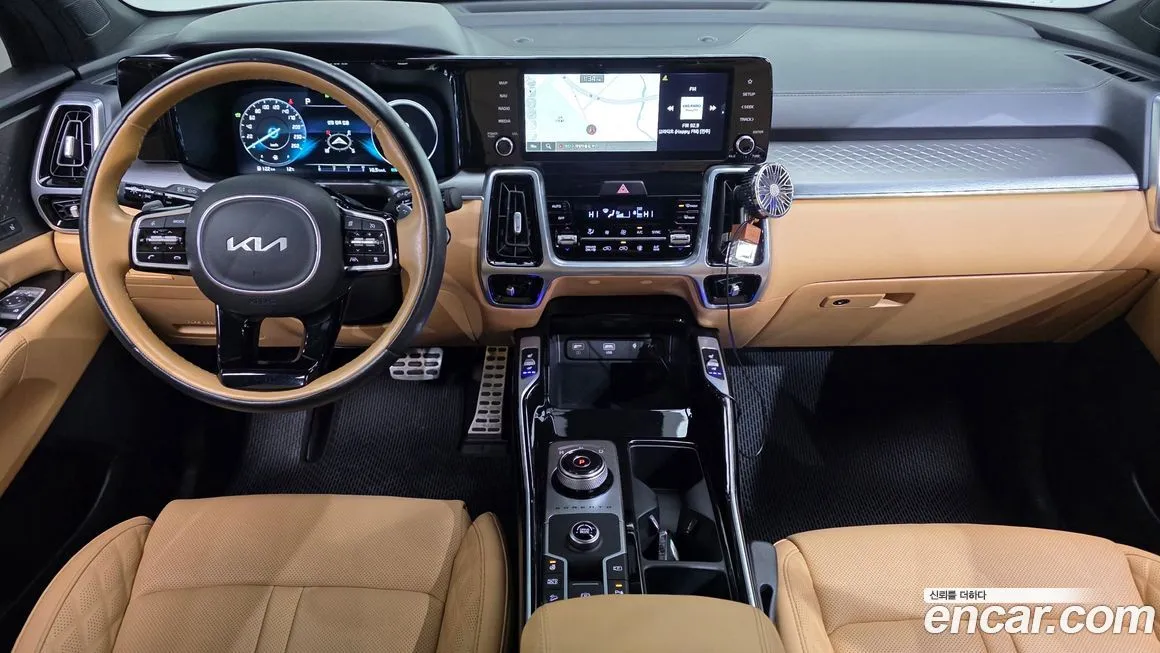 Kia Sorento — фото 7