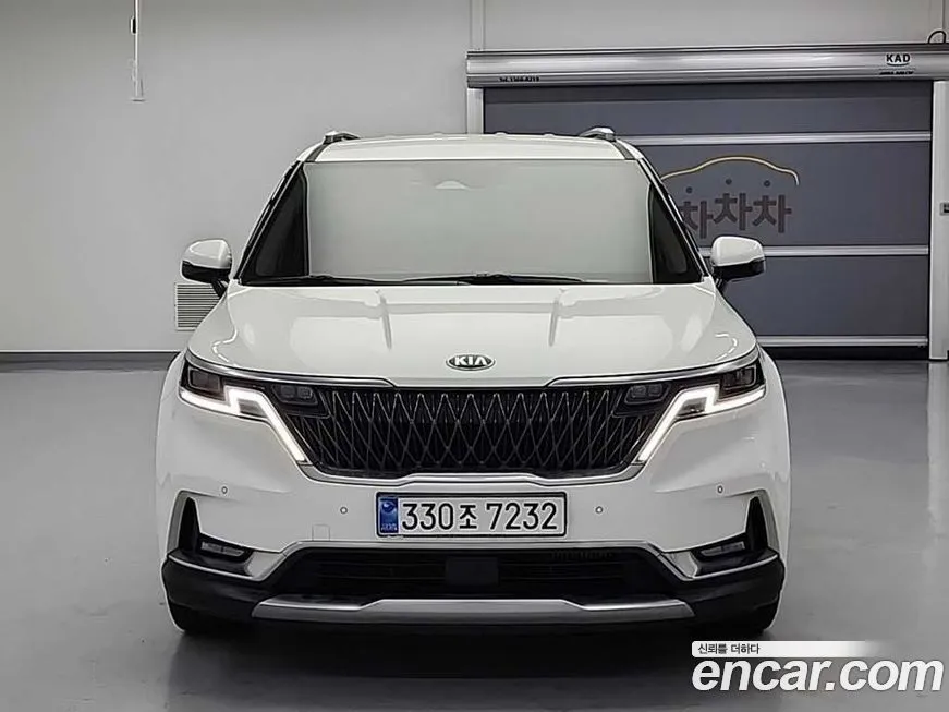 Kia Carnival — фото 5