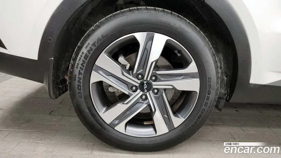 Kia Sorento — фото 4