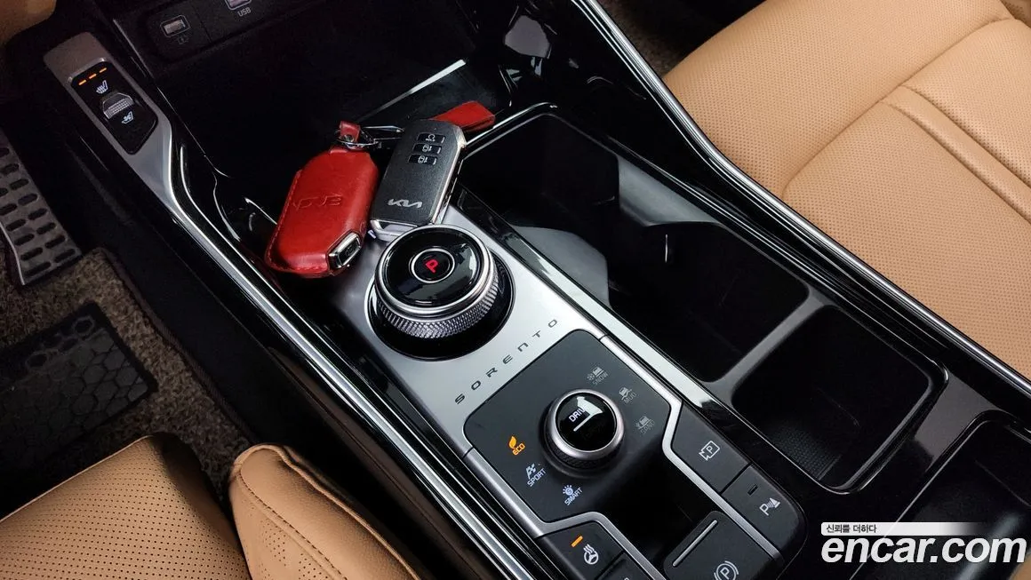 Kia Sorento — фото 8